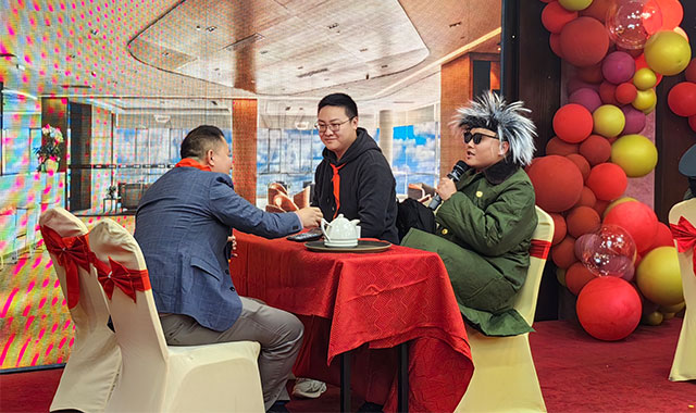 2023赫名視顯年會(huì)主題《始終少年，激情逐夢(mèng)》