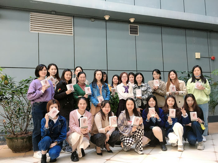 女神節(jié)快樂|有鮮花，有陽光，有愛的薩瑪瑞事業(yè)